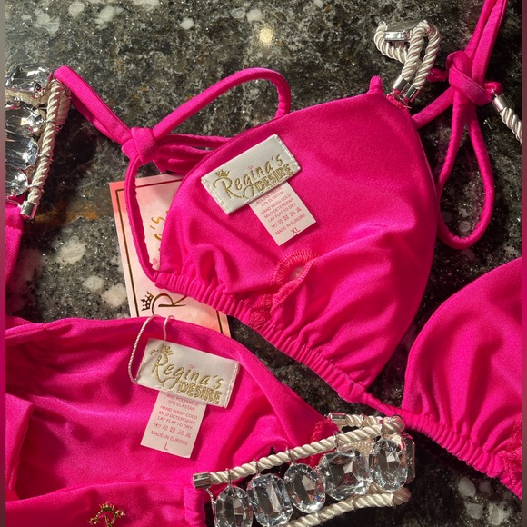 SOLD OUT xxx Regina’s desire “roped up” by beach bunny XL top and L bottoms - Picture 8 of 15